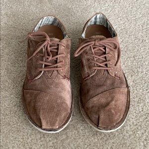 Men’s Toms shoes